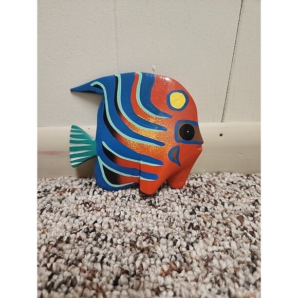Handmade, Hand Painted Wooden‎ Fish - Picture 1 of 5
